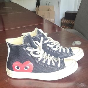 Converse Comme Des Garcons Play.  Women's Size 9.